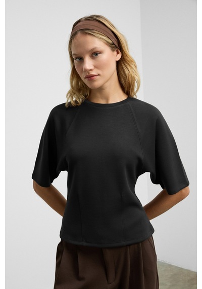 Grımelange Jolıeza Kadın Bisiklet Yaka Pens Detaylı Kısa Reglan Kollu Relaxed Fit Siyah Bluz Siyah
