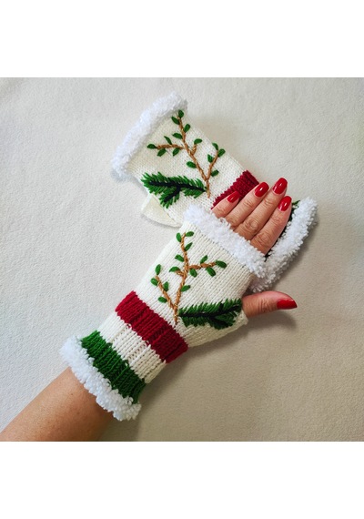 Newdaycraft El Örgüsü Motifli Parmaksız Eldiven / Bileklik - Çam / Yılbaşı Beyaz - Yeşil Newdaycraft El Örgüsü Motifli Parmaksız Eldiven / Bileklik - Çam / Yılbaşı Beyaz - Yeşil