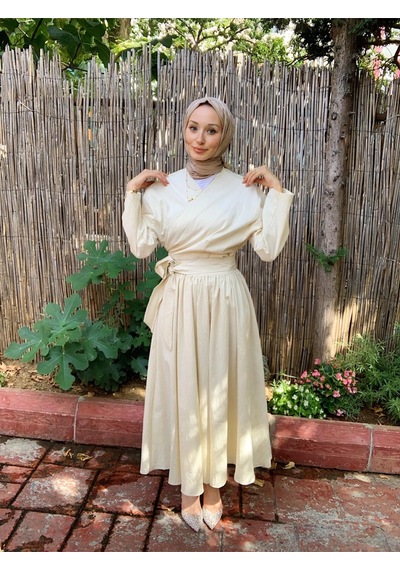Butik Moda Etkm001 Üstü Bağlamalı Eteği Yandan Fermuarlı Takım Bej 001