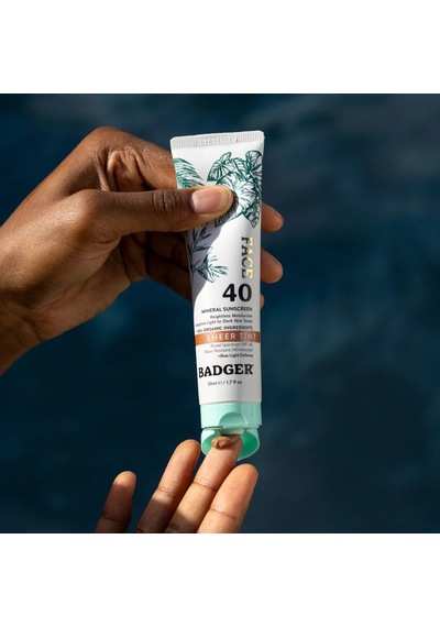 Badger Spf40 Tınted Sunscreen Cream