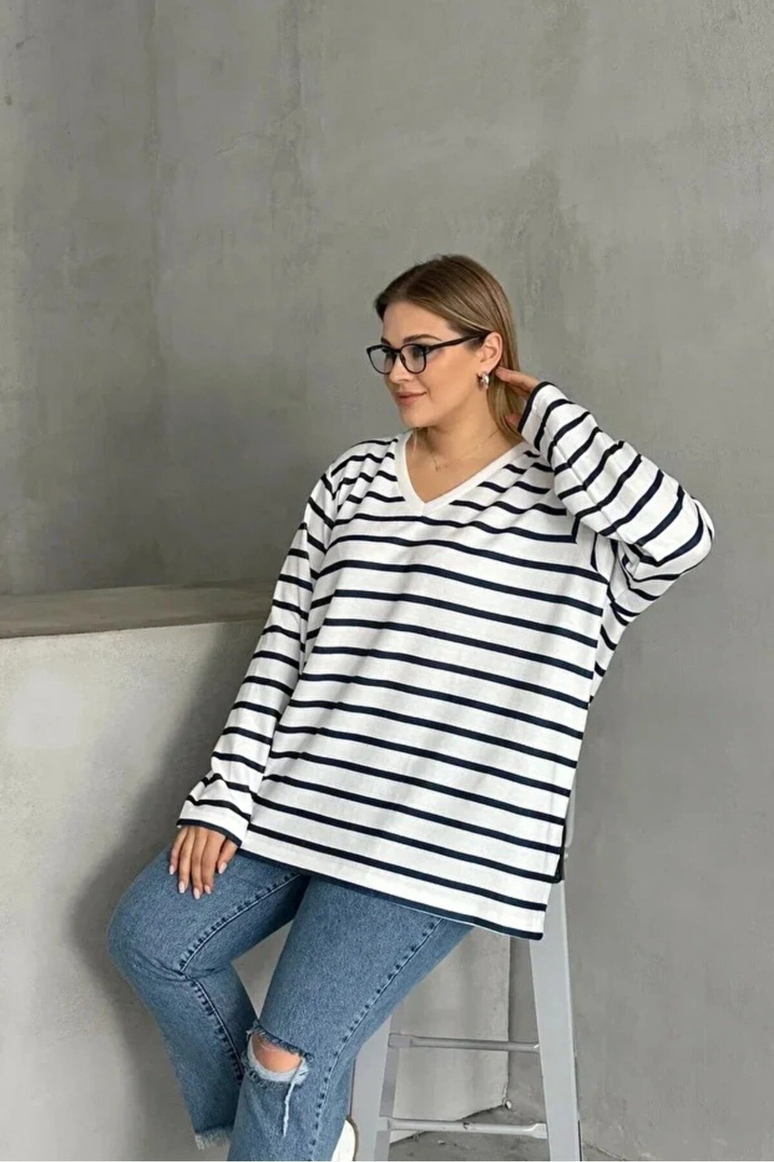 Kadın V Yaka Büyük Beden Oversize Kalıp Geniş Tunik Boy Yırtmaçlı Çizgili Uzun Kol Curve Yumoş Bluz Lacivert