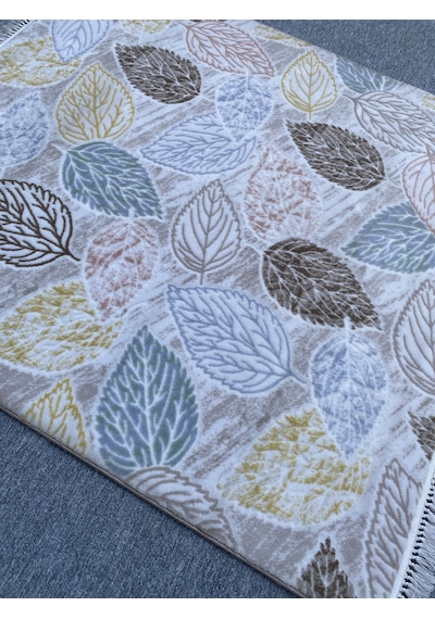 Yaprak Desenli Renkli Halı 150x160 Saçaklı Akrilik Kesme Halı