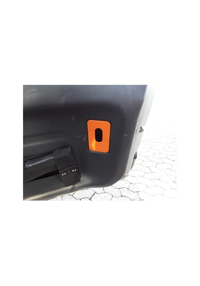 Jimny Arka Kapı Kolu Kapağı