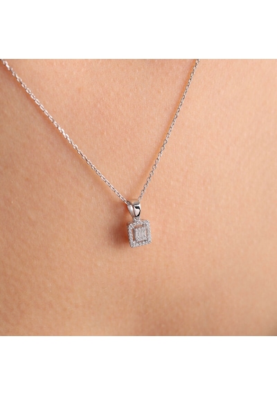 0.12 Karat Baget Pırlanta Kolye 14K Beyaz Altın