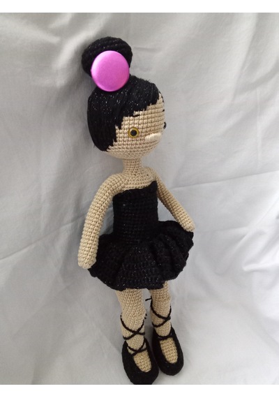 Siyah Amigurumi Bebek
