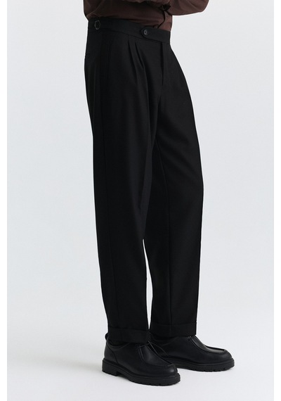 Antioch Tapered Fit Çift Pileli Pantolon Siyah