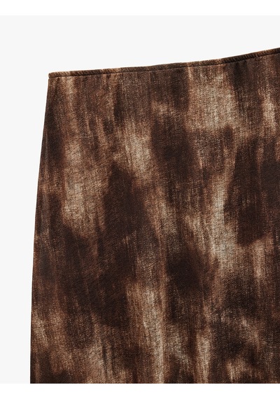Koton Astarlı Batik Desenli Slim Fit Midi Boy Etek Kahverengi Desenli 5sak10313ek Kahverengi Desenli Kahverengi