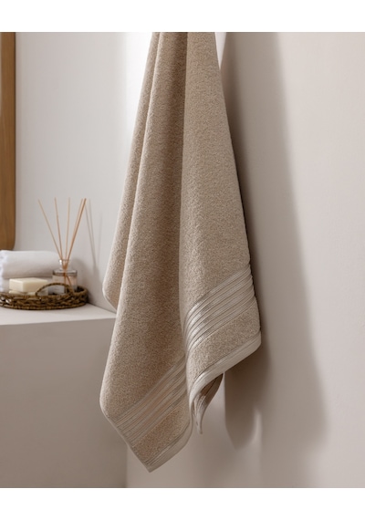Madame Coco Marnot %100 Pamuk Bordürü Floşlu Banyo Havlusu - Bej - 70x140 Cm 8684427338971 Çok Renkli