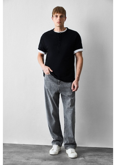 Defacto Boxy Fit Henley Yaka Kısa Kollu Tişört H8421ax26aubk81 Siyah-bk81