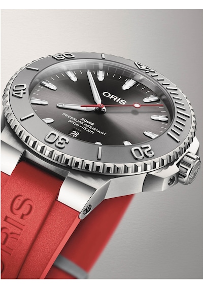 Oris Aquis Date Relief 43.50 Mm Otomatik Saat 01 733 7789 4153-07 Kırmızı