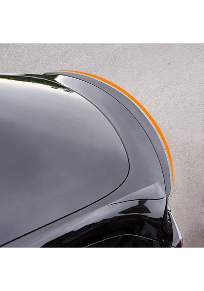 Tesla Model Y Bagaj Üstü Piano Black Spoiler