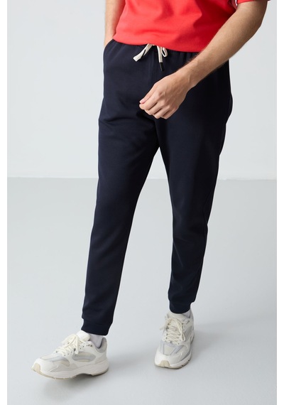 Tommy Life Fiesta Lacivert Pamuklu Kalın Yumuşak Dokulu Oversize Fit Basic Erkek Eşofman Takım - 85261 Kırmızı - Lacivert Tommy Life Fiesta Lacivert Pamuklu Kalın Yumuşak Dokulu Oversize Fit Basic Erkek Eşofman Takım - 85261 Kırmızı - Lacivert