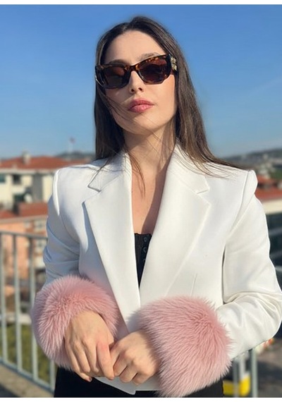 Mollycrush Kadın Pembe Suni Kürk Kol Manşeti Kışlık Şık Aksesuar Pudra