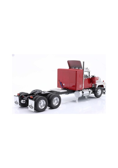 1/18 Mack Rl 700l Truck Year 1974 Red Metallic / Silver 1:18 Road Kings