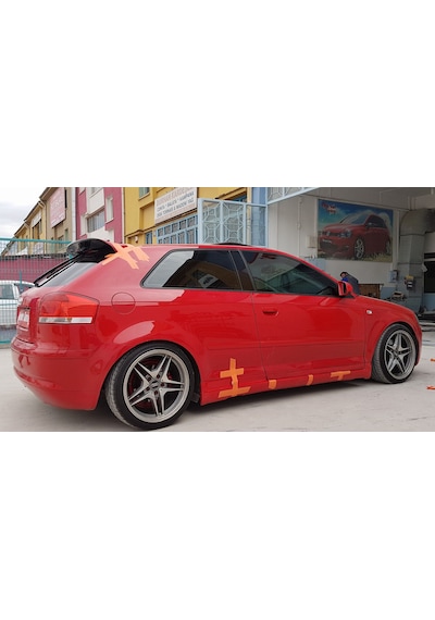 Audi A3 Tek Kapı Marşpiyel Takımı ---Fibersan Tuning