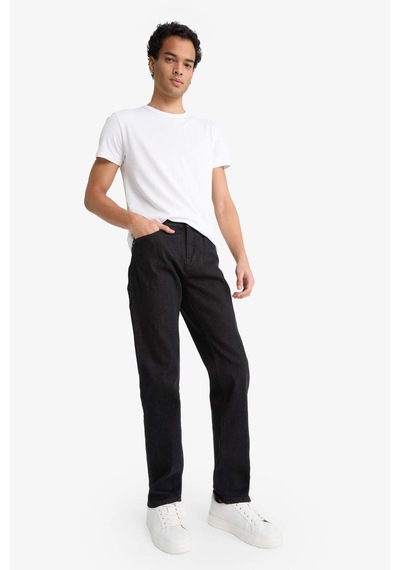 Defacto Sergio Regular Fit Normal Kalıp Normal Bel Boru Paça Jean Pantolon F4617ax25aunm40 Siyah