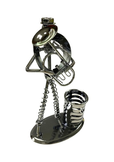 Tuba Çalan Adam Figürlü Masaüstü Metal Kalemlik 605716