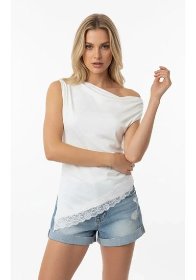 Kadın Kayık Yaka Asimetrik Kesim Dantel Detay Tasarım Slim Fit Modal Bluz 26001 Ekru