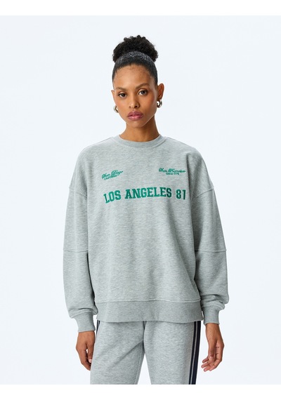 Koton Bisiklet Yaka Pamuk Karışımlı İşlemeli Dikiş Detaylı Oversize Sweatshirt Gri 5sak10169ek Gri Koton Bisiklet Yaka Pamuk Karışımlı İşlemeli Dikiş Detaylı Oversize Sweatshirt Gri 5sak10169ek Gri
