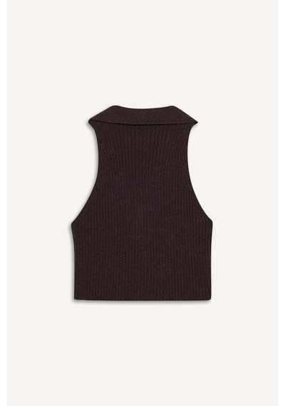 DeFacto Coool Slim Fit Dar Kesim Düğmeli Triko Yelek	 D3584AX25SPBN477 Kahve