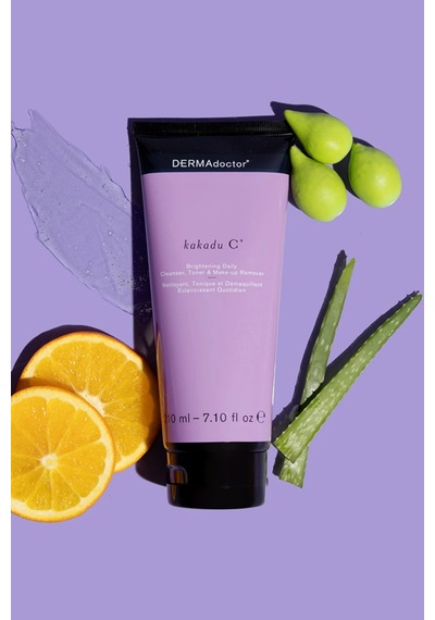 Dermadoctor Kakadu C 3'ü 1 Arada Temizleyici Tonik & Makyaj Temizleyici 210 Ml Makyaj Temizleme Ürünleri