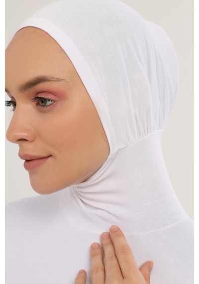 Altobeh Boyunluklu Boneli Uzun Kolluk Beyaz Çok Renkli