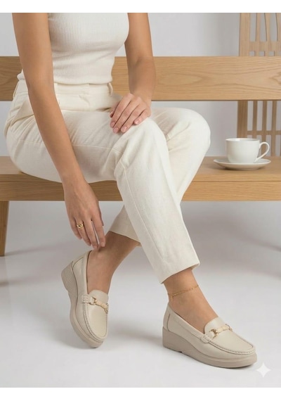 Büyük Numara Hakiki Deri Ortepedik Comfort Tokalı Kadın Ayakkabı Bej - Krem