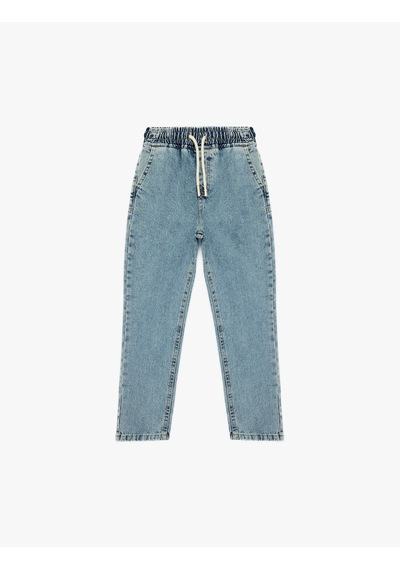 Koton Pamuklu Beli Bağcıklı Oversize Denim Jogger Pantolon Lıght Indıgo 6skb40025td Açık Mavi Koton Pamuklu Beli Bağcıklı Oversize Denim Jogger Pantolon Lıght Indıgo 6skb40025td Açık Mavi
