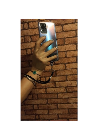 Tüm Telefonlarla Uyumlu Bileğe Takılan Telefon Askısı