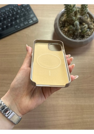 Apple iPhone Uyumlu 13 Animasyonlu Stylus Silikon Kılıf Bej