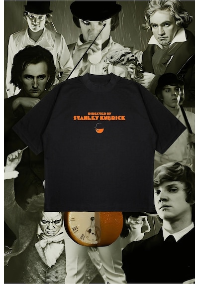 Startmore Directed By S. Kubrick Boxy Fit Oversize Unisex Tshirt Baskılı Tişört Siyah Startmore Directed By S. Kubrick Boxy Fit Oversize Unisex Tshirt Baskılı Tişört Siyah