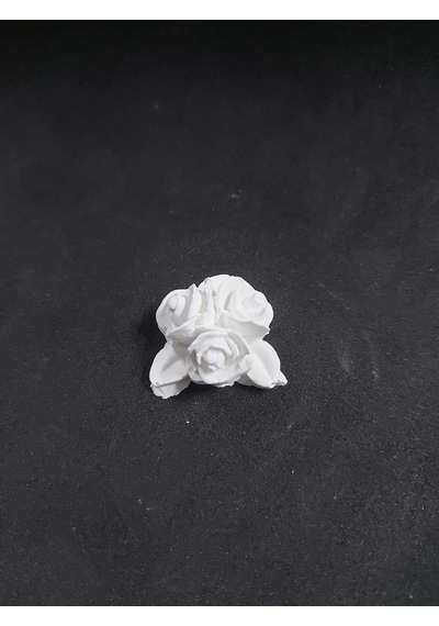 Küçük Üçlü Güller Çiçek 3x3cm