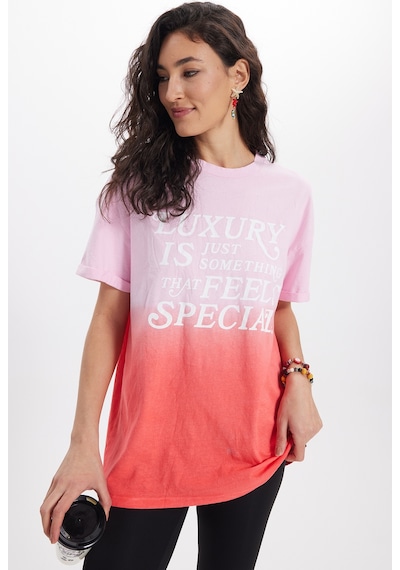 Tudors Kadın Slim Fit Dar Kesim %100 Pamuk Bisiklet Yaka Kısa Kollu Baskılı Pembe Tişört-50569