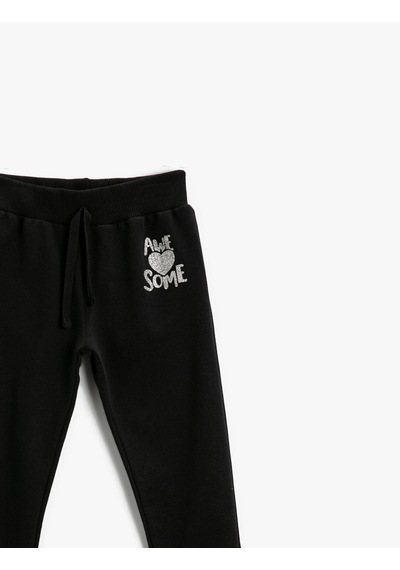 Koton Pamuklu Jogger Eşofman Altı Baskılı Beli Bağlamalı Siyah 2kkg47316ok 2kkg47316ok999 Siyah Koton Pamuklu Jogger Eşofman Altı Baskılı Beli Bağlamalı Siyah 2kkg47316ok 2kkg47316ok999 Siyah