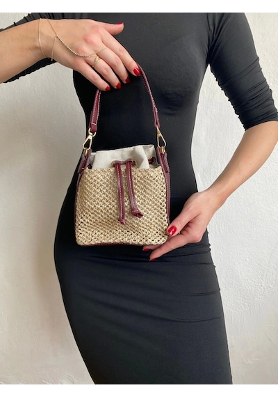 Glemix Maria Hasır Bordo Büzgü Kapama Kova Model Mini Kadın Omuz Çantası Hasır Bordo