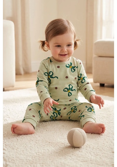 Zuzunga Kız Çocuk Fiyonk Ve Puantiye Desenli Uzun Kollu Pijama Takımı Yeşil
