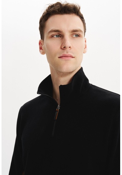 AR-MA Arma Erkek Pamuk Polyester Karışımlı Selanik Kumaş Yarım Fermuar Dik Yaka Sweatshirt Kazak K30404698002 Siyah AR-MA Arma Erkek Pamuk Polyester Karışımlı Selanik Kumaş Yarım Fermuar Dik Yaka Sweatshirt Kazak K30404698002 Siyah