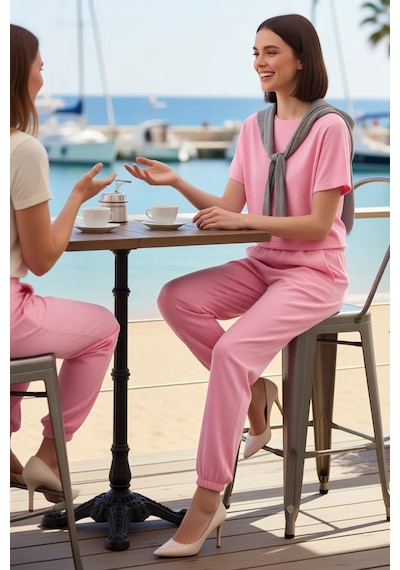 Benerly Kadın Relaxed Kesim Kısa Kollu Yarasa Kol Bisiklet Yaka %100 Pamu Pembe