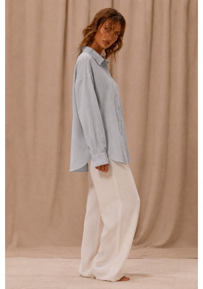 Tarz Cool Nefes Alabilir Regular Müslin Kumaş Uzun Kol Yakalı Erkek Gömlek Kmslnuzgm026 Gri