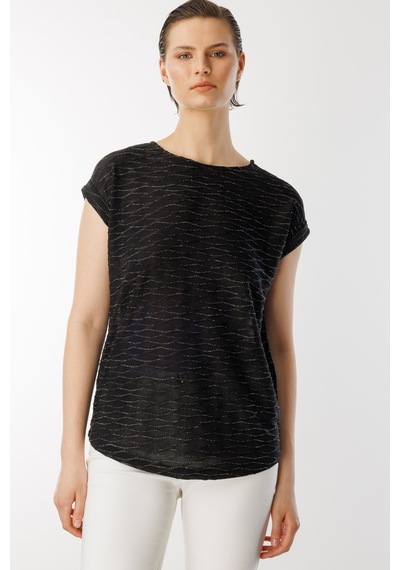 On Minimalist Oversize Kadın Bluz - Yuvarlak Yaka Kısa Kol Siyah On Minimalist Oversize Kadın Bluz - Yuvarlak Yaka Kısa Kol Siyah