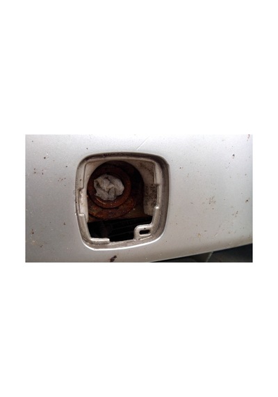 Toyota Camry Çekme Halatı Kapağı