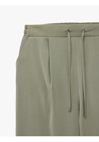 Koton Rahat Kalıp Fiyonklu Bağcıklı Yüksek Bel Viskon Jogger Pantolon Haki 6sak40025uw