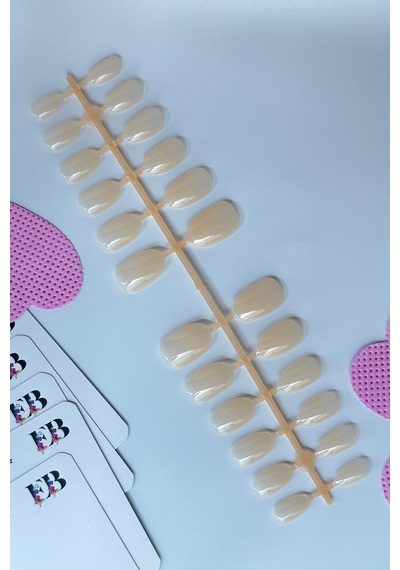 24 Adet Renkli Oval Takma Tırnak Seti 813 813-49-parlak-tırnak