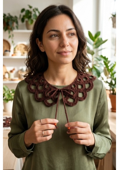 Bb Bibutikshop Kahverengi El Örgüsü Fiyonk Bağcıklı Takılabilir Yaka Vintage Dantel Model Renkli