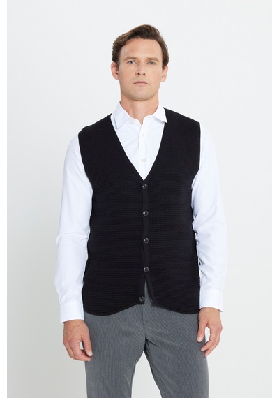 AC&Co / Altınyıldız Classics Erkek Sıyah Pamuklu Standart Fit Normal Kesim V Yaka Jakarlı Triko Yelek Siyah