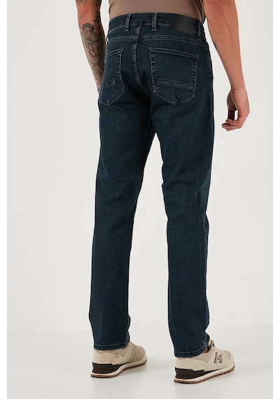 Buratti Streç Pamuklu Comfort Fit Yüksek Bel Boru Paça Jeans Erkek Kot Pantolon 4412C26Texas Mavi Buratti Streç Pamuklu Comfort Fit Yüksek Bel Boru Paça Jeans Erkek Kot Pantolon 4412C26Texas Mavi
