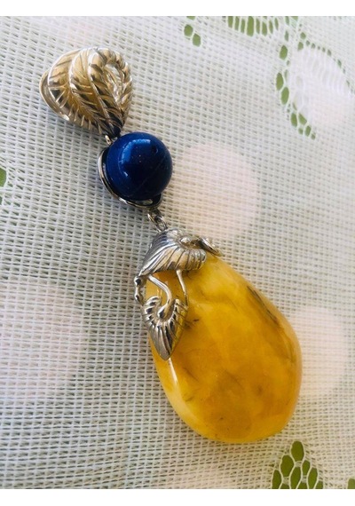 Doğal Kaya Damla Kehribar Lapis Lazuli Taşlı Kolye Ucu 21,35 Gram