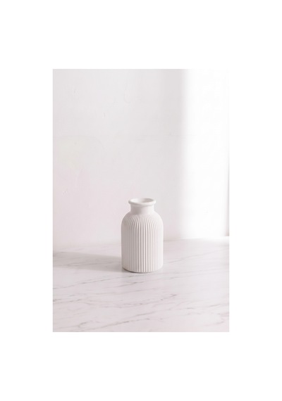 Senfoni Vazo Dekoratif Set - Modern Minimalist Estetik Tasarım Dekoratif Set - Pilli Mum, Mumluk Ve Tepsi Dahil Ev Ofis Salon Dekorasyonu İçin Şık Kompozisyon - Ahenk Tasarım Beyaz