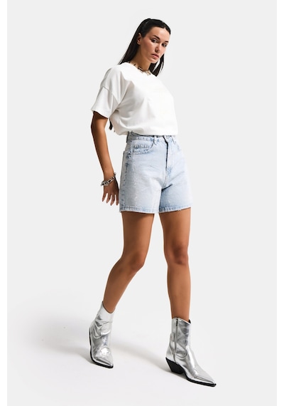 Itsbasic Kadın Ice T1-4s6-3 Mom Fit Parlak Taşlı Yıldız Baskılı Özel Tasarım Denim Şort Ice Rengi Itsbasic Kadın Ice T1-4s6-3 Mom Fit Parlak Taşlı Yıldız Baskılı Özel Tasarım Denim Şort Ice Rengi