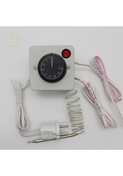 Termostat Isıtma Kontrollü Düğme İle Yanan Lamba Çıkışlı Hayvan
